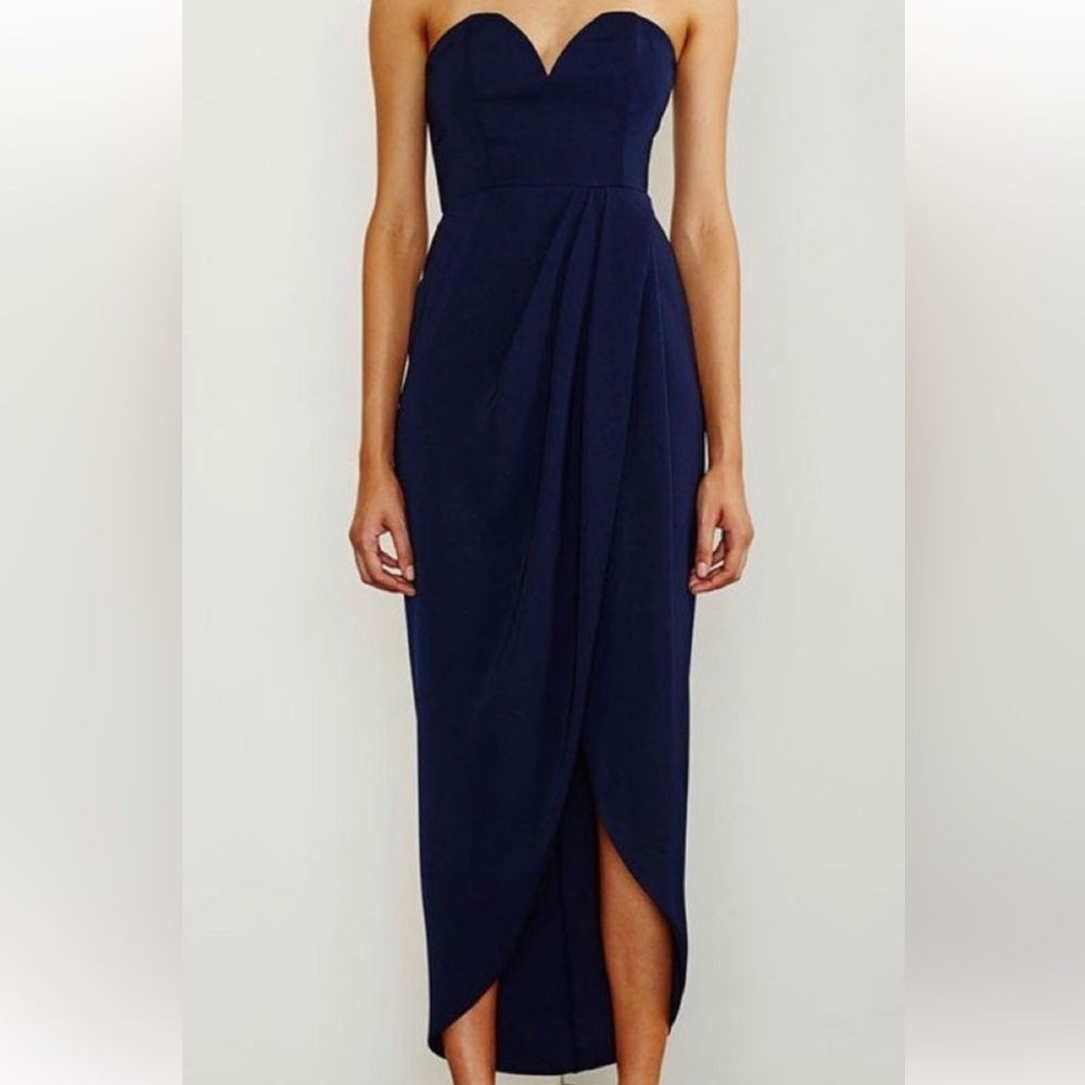 Shona Joy long Cocktail Dress in Black